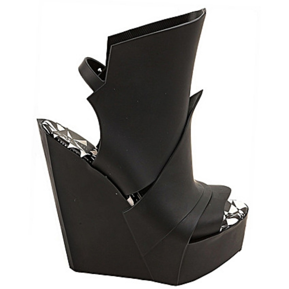 Melissa Ascension + Gareth Pugh Heels
